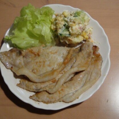 こんばんわ☆付け合わせの野菜は、自家製のポテトサラダで代用しました♪味噌焼き、とっても美味しかったです!(^^)!ご飯も進みました（＾ｕ＾）♪♪